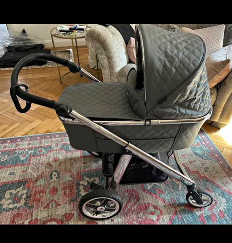 Bebe car via - , +